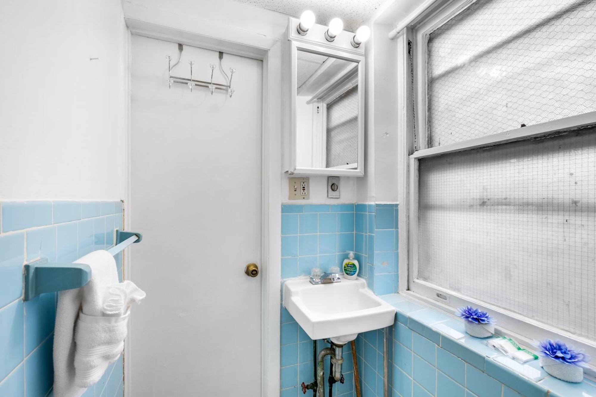 Stylish Studio In City Center フィラデルフィア エクステリア 写真